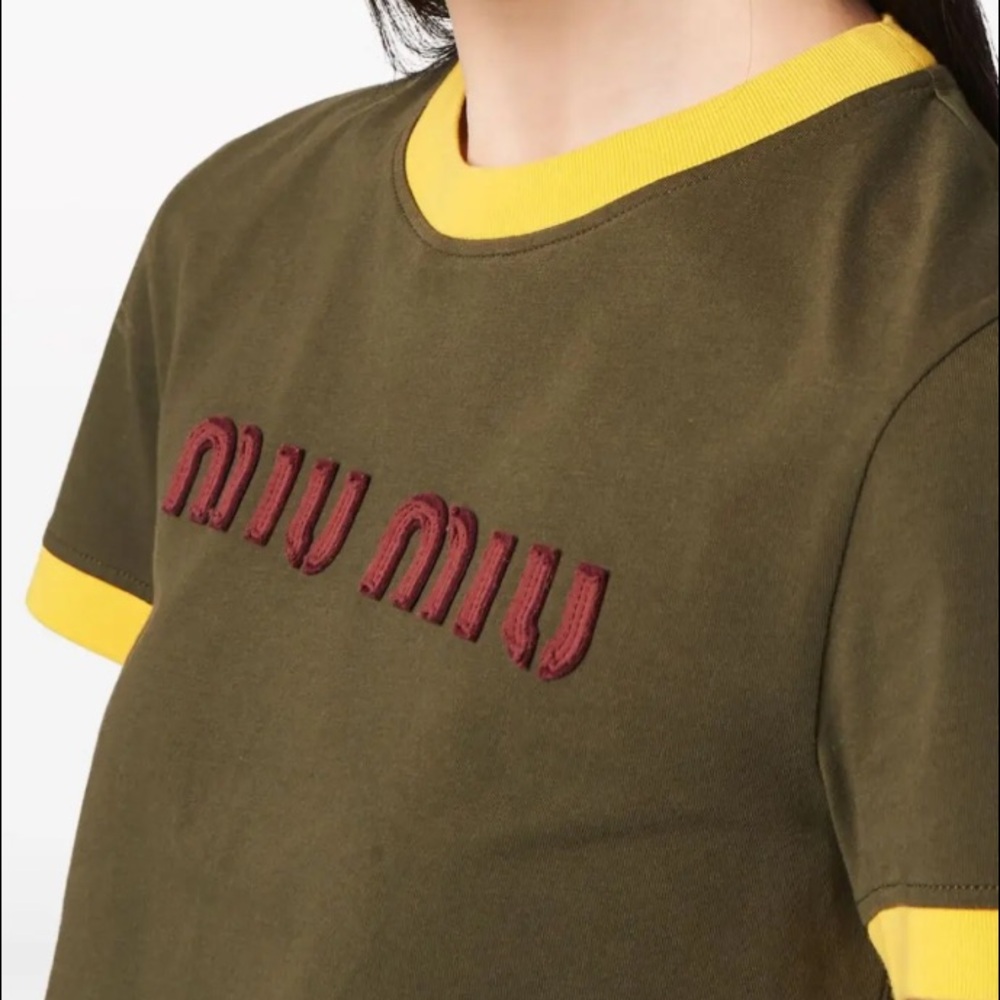 EXTREMELY RARE Miu Miu Embroidered Cropped Shirt - Picture 3 of 8